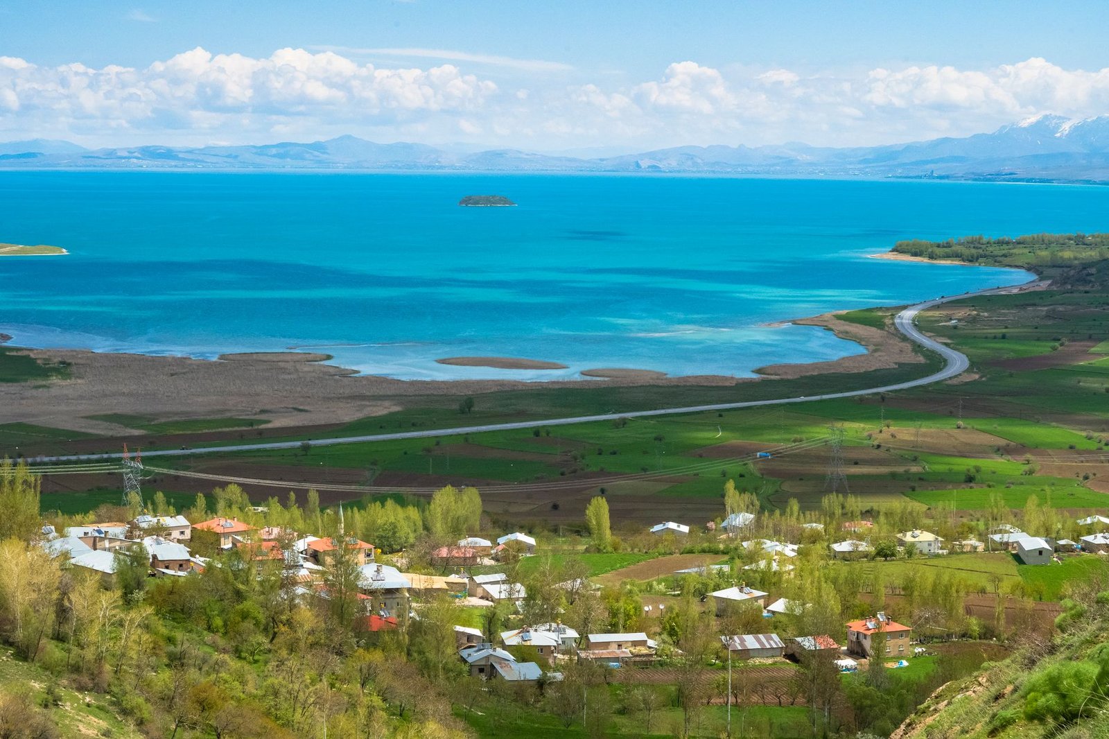 Van Seyahati İçin Valiz Hazırlama Rehberi